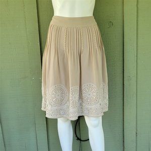 NWT CHICO'S Beige Fancy Sequin Embroidered Skirt 0 or US 4